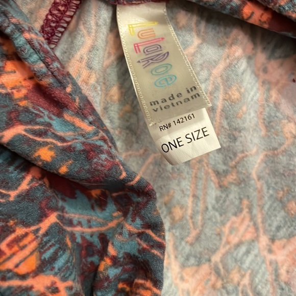 LuLaRoe leggings - muted colors (shades of blue and pink) - Picture 4 of 4
